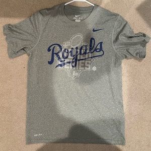 Nike Royals 2015 World Series Champions T-shirt - Size M